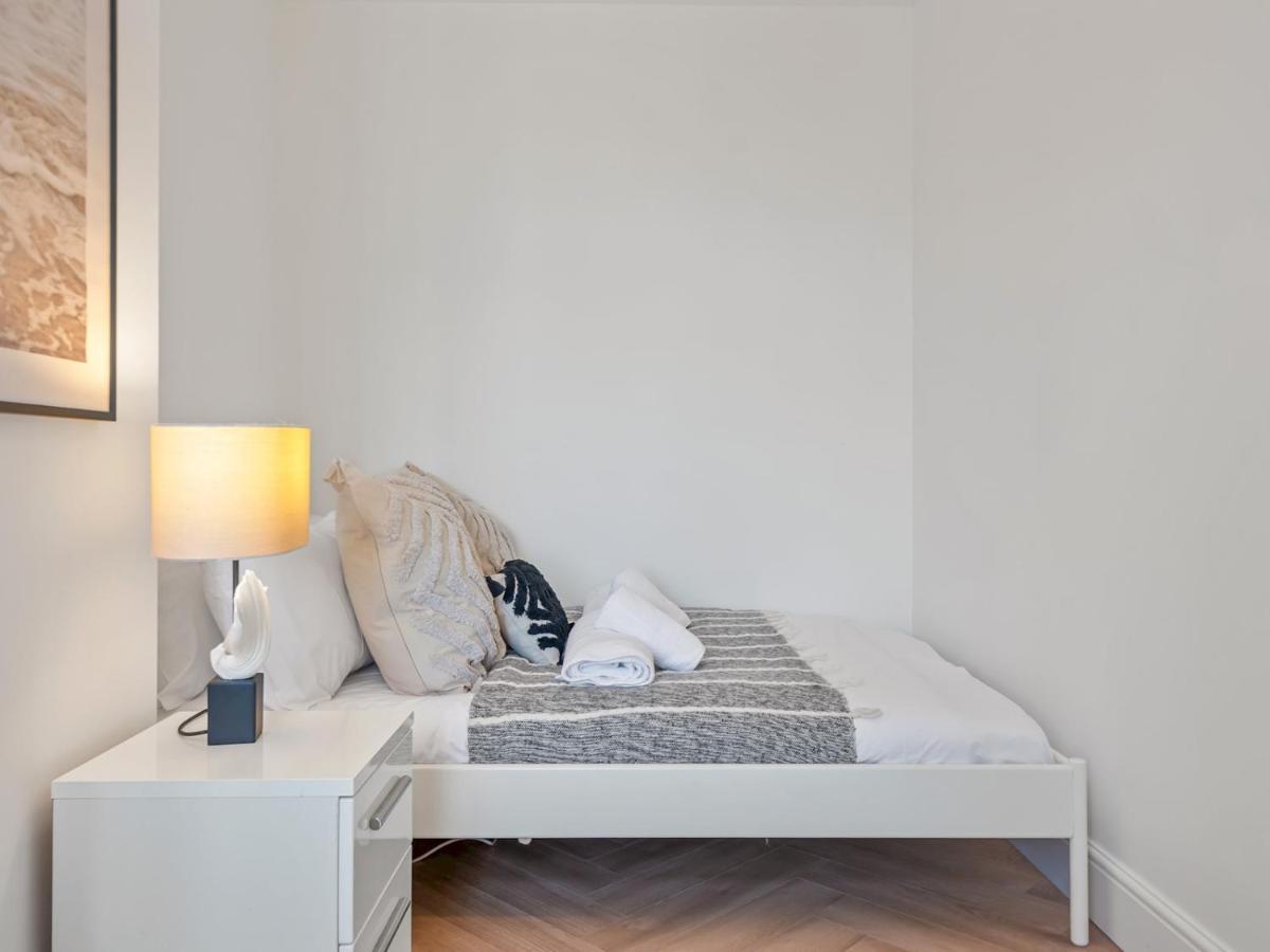 Pass The Keys 3 Bed Scandi Heaven Minutes From The Beach Whitstable Exterior photo
